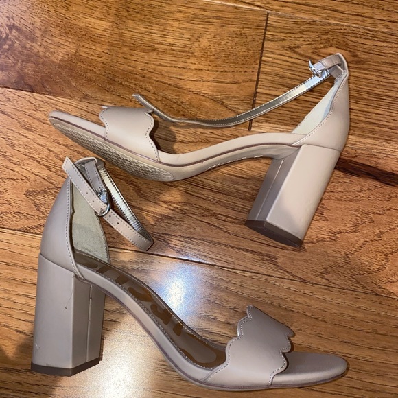 Circus NY heels - Picture 6 of 6